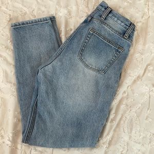 Brandy Melville Mom Jeans💙
